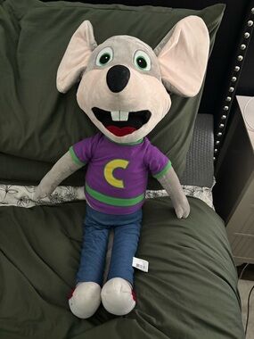 Chuck E. Cheese Plush Mouse Doll with Purple Shirt 'C' Logo Advertising 32’’